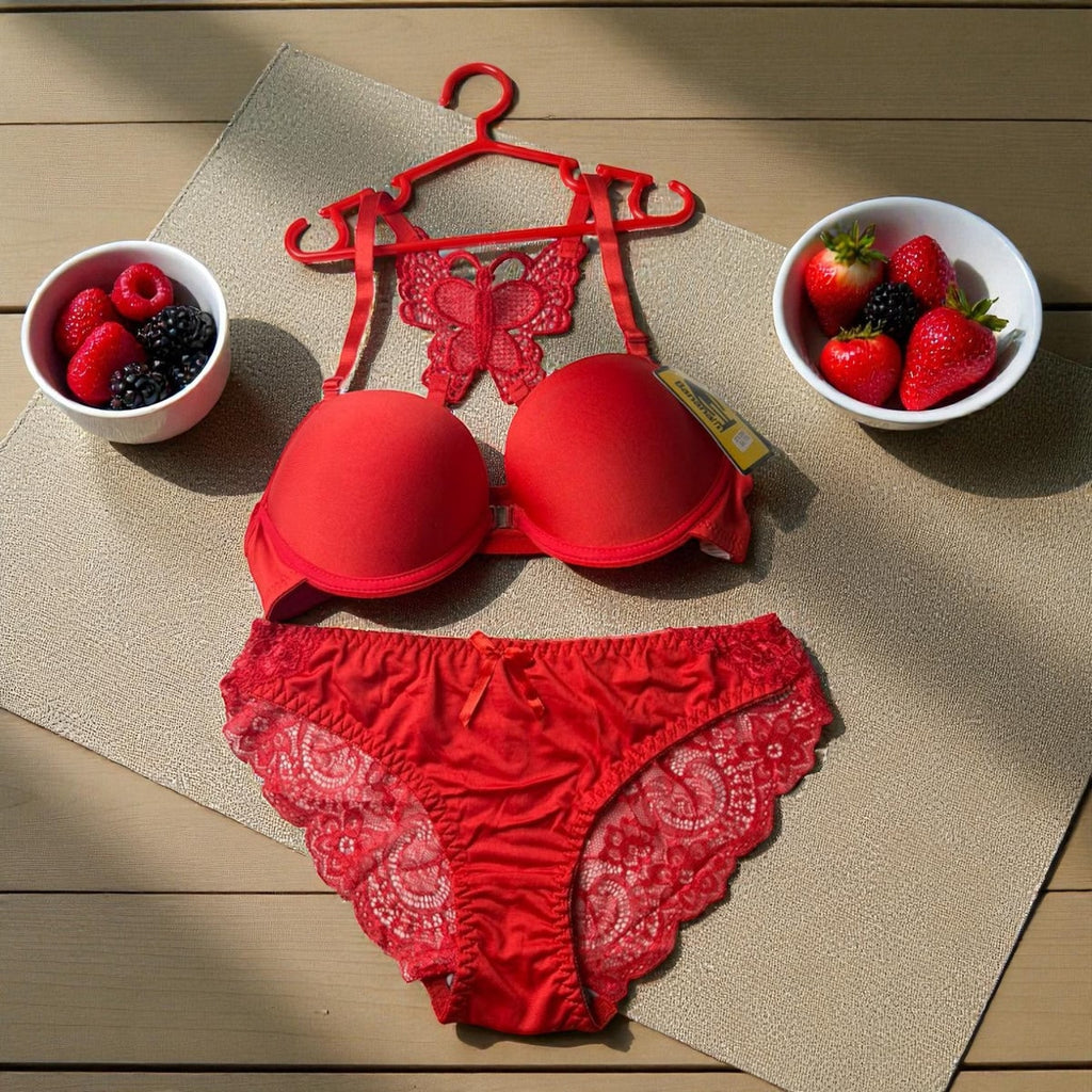 Butterfly-Back Lace Lingerie Set – Luxury Comfort & Elegance